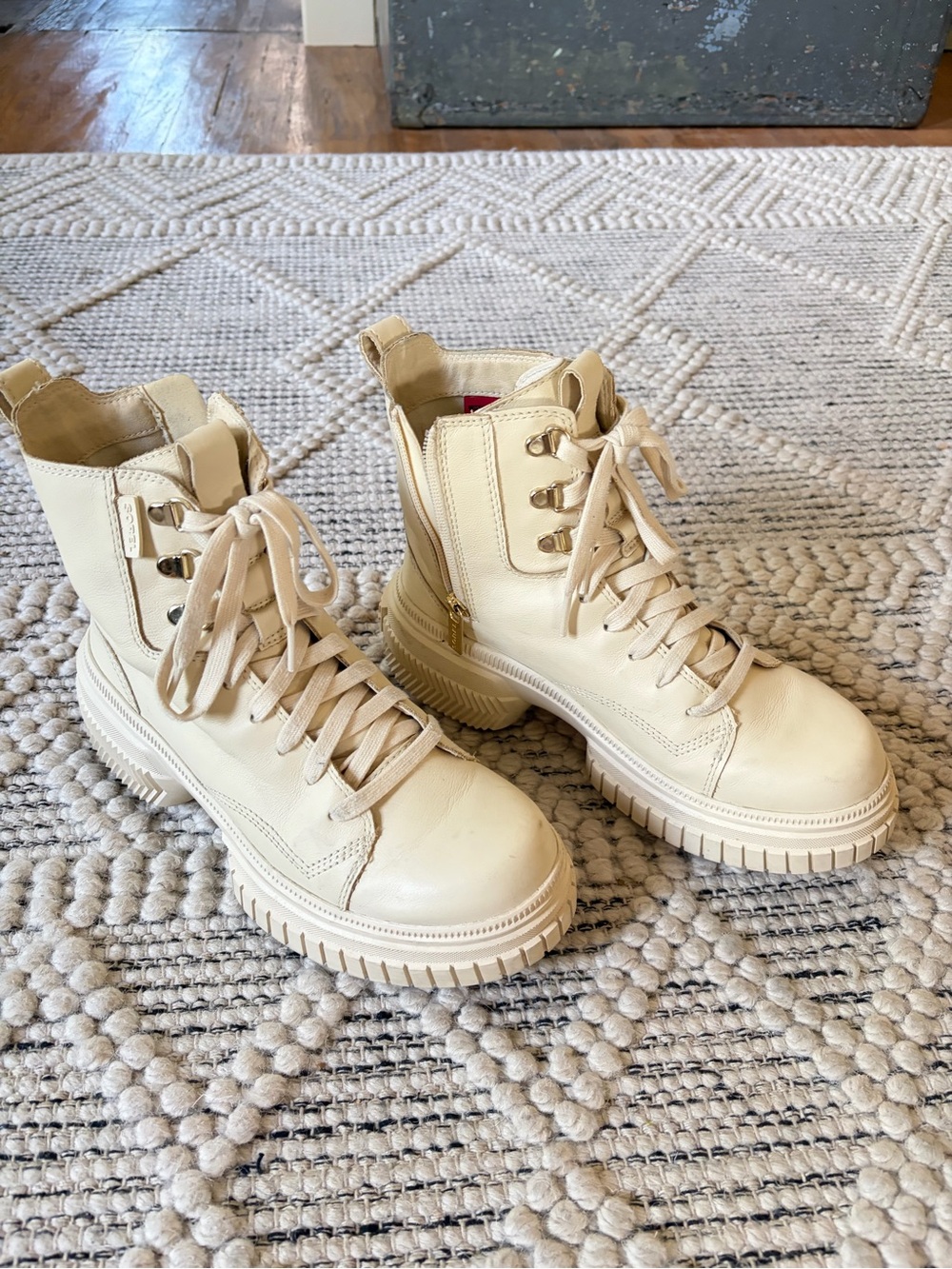 Sorel Cream Lace-Up Side-Zip Combat Boots